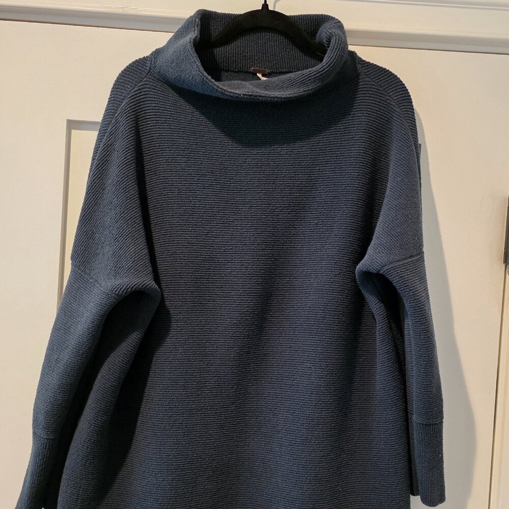 Free People Ottoman Knit Tunic sweater, green, size M